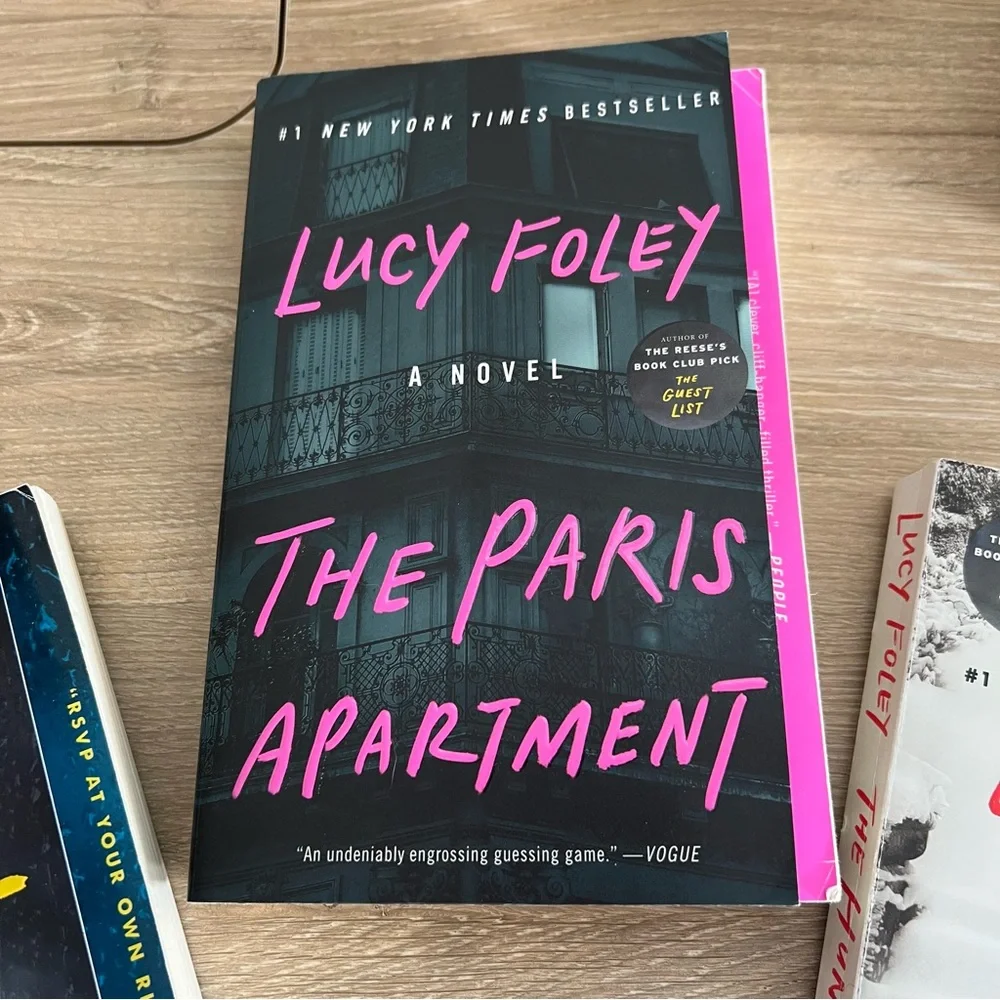 Lucy Foley Thriller Bundle 3 PB The Guest List Hunting Party Paris Apt - Picture 2 of 12